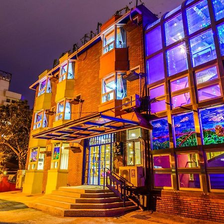 Owl Castle Bed & Breakfast Kota Hualien Bagian luar foto