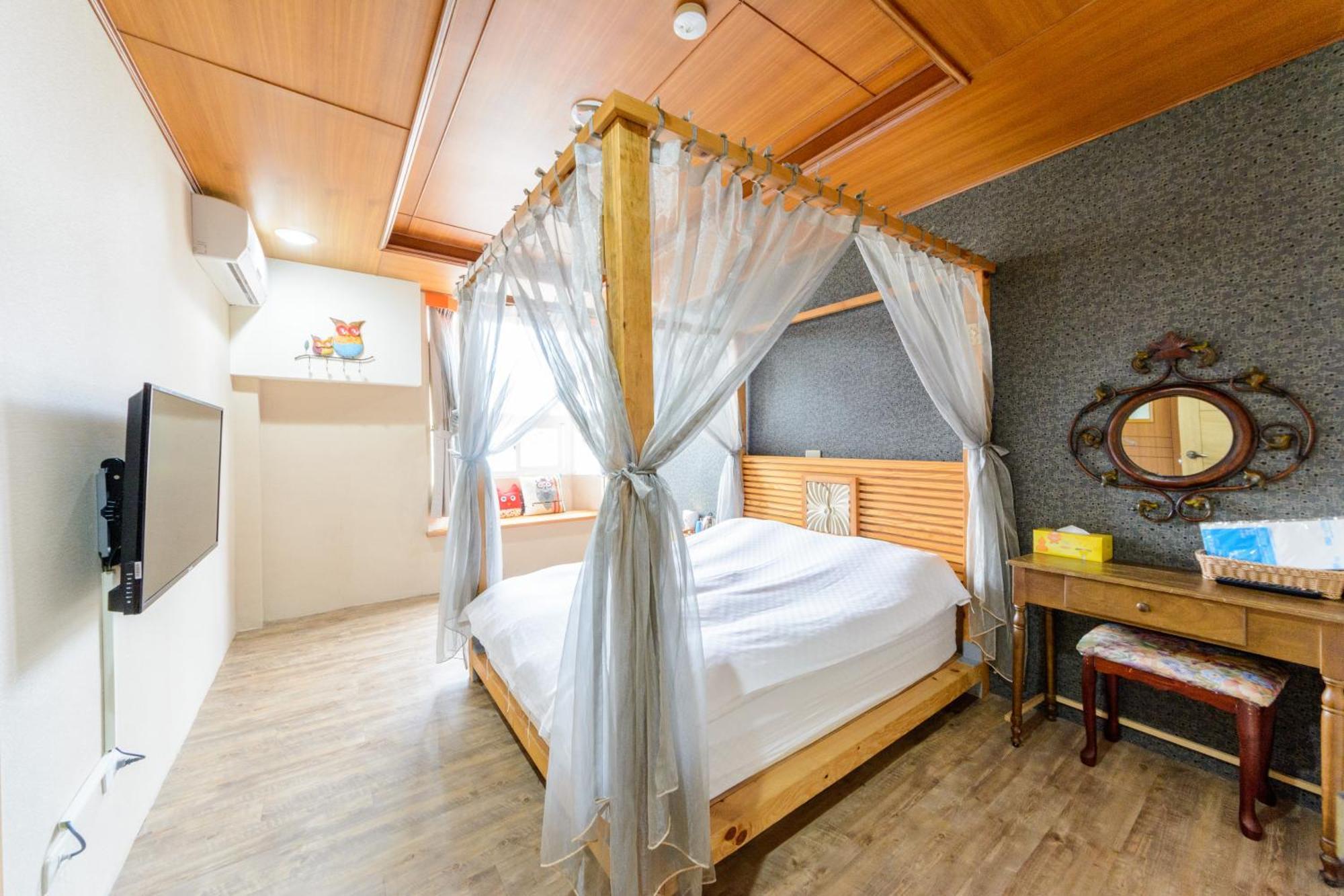 Owl Castle Bed & Breakfast Kota Hualien Ruang foto