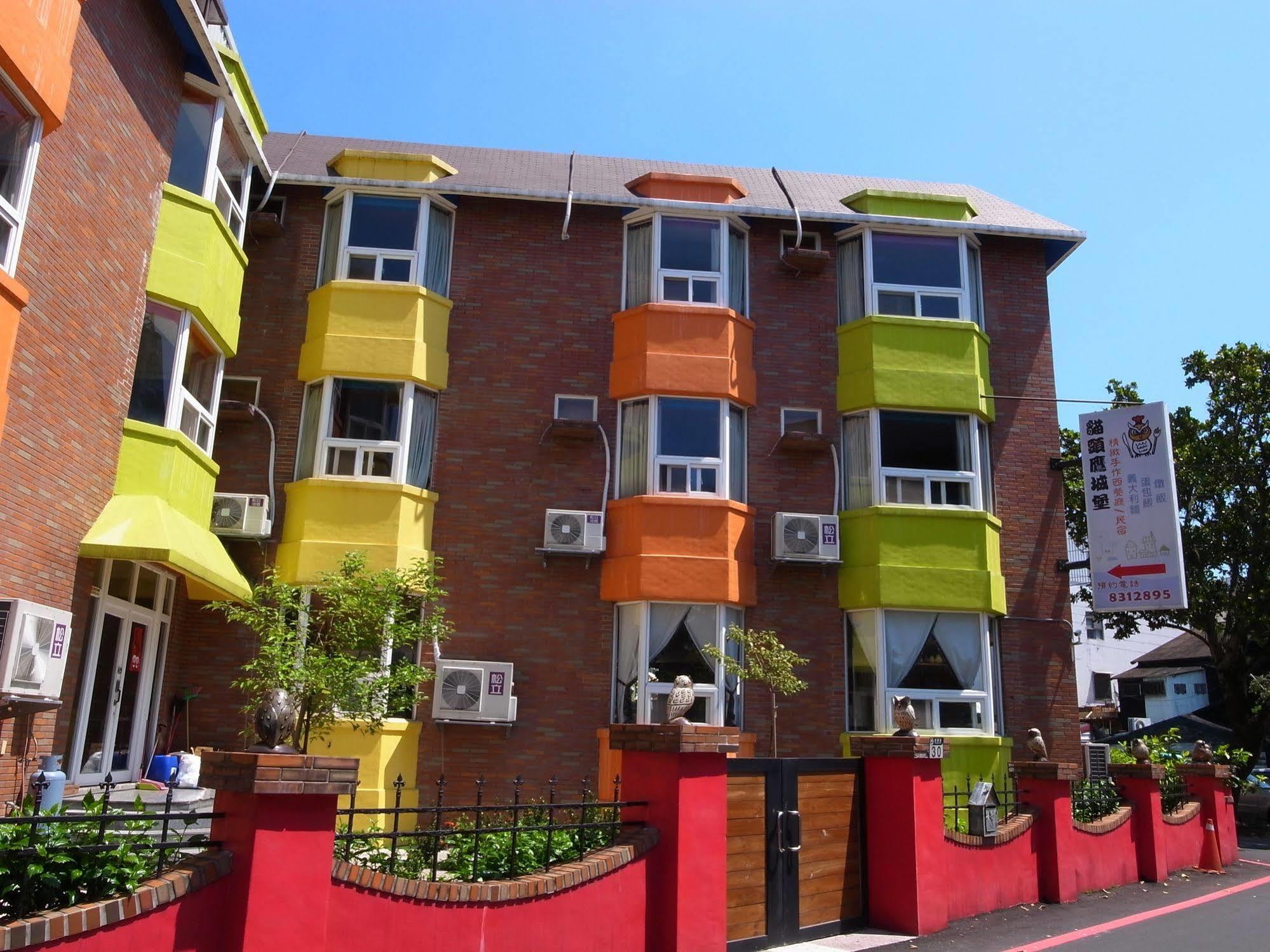 Owl Castle Bed & Breakfast Kota Hualien Bagian luar foto