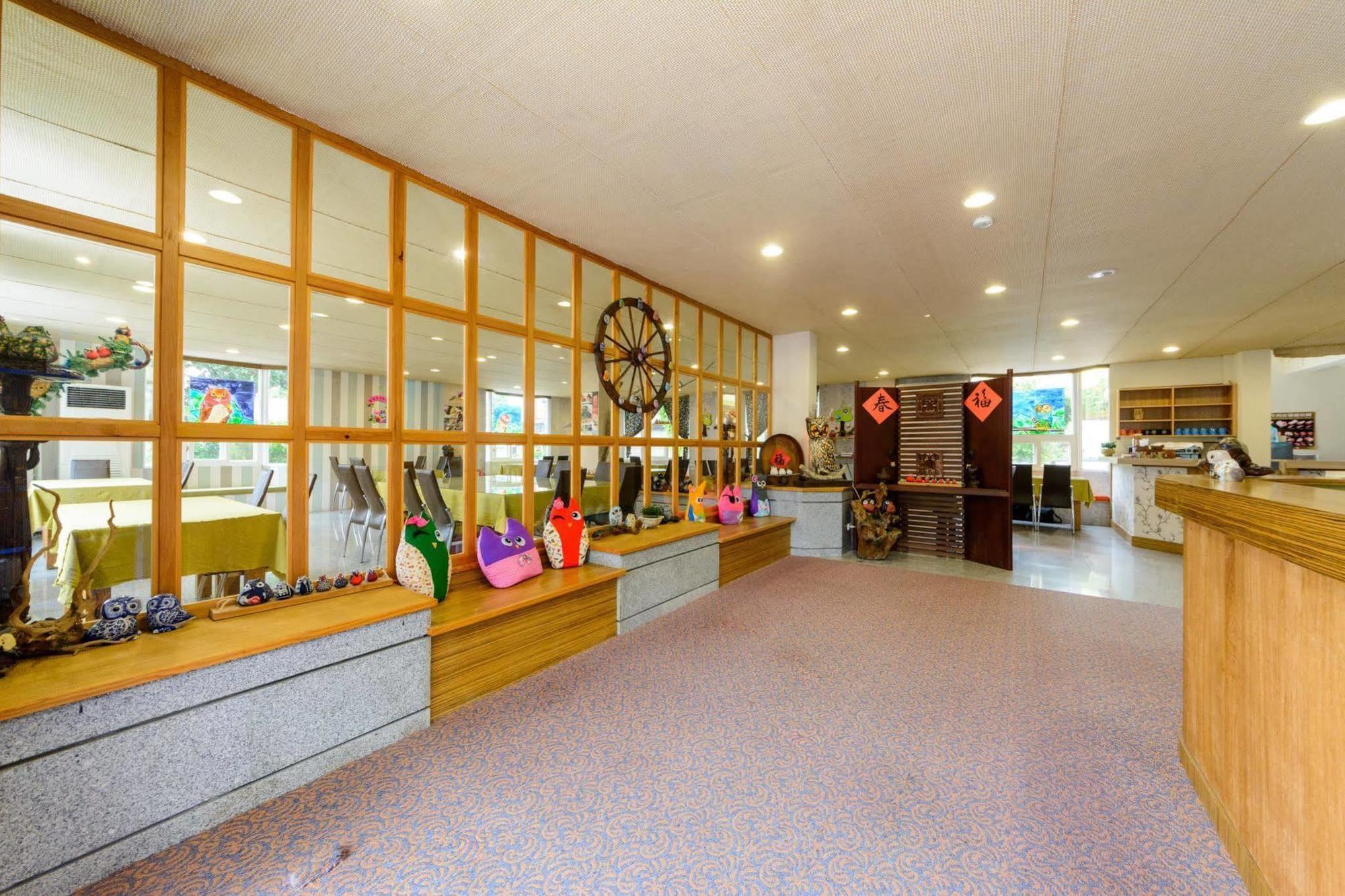 Owl Castle Bed & Breakfast Kota Hualien Bagian luar foto